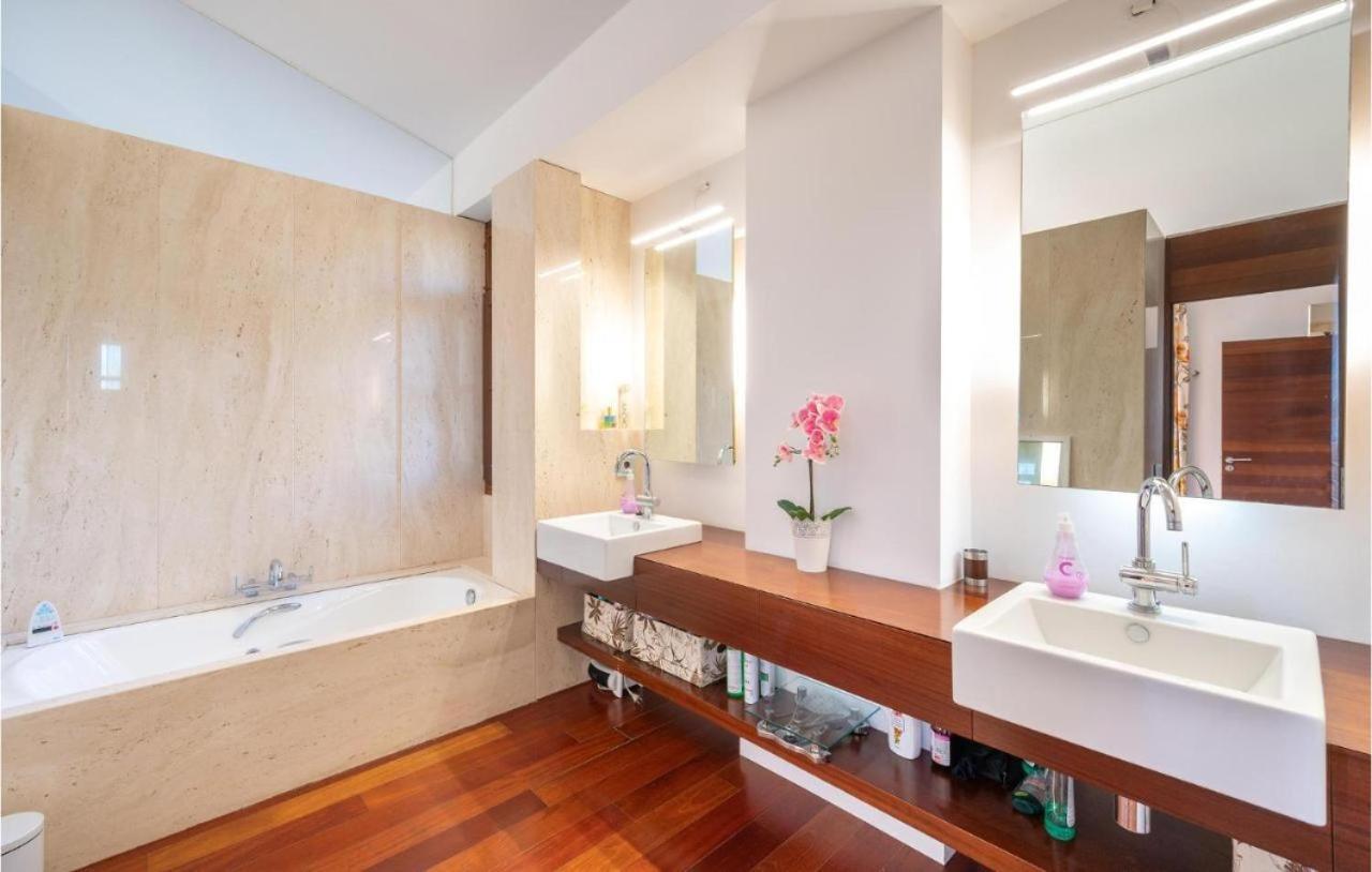 De Lujo Con Piscina, Jacuzzi, Jardin Y Terraza *