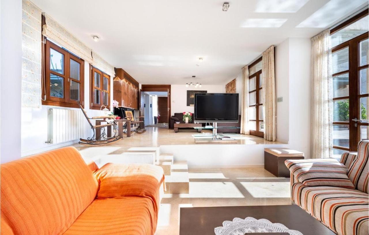 De Lujo Con Piscina, Jacuzzi, Jardin Y Terraza *
