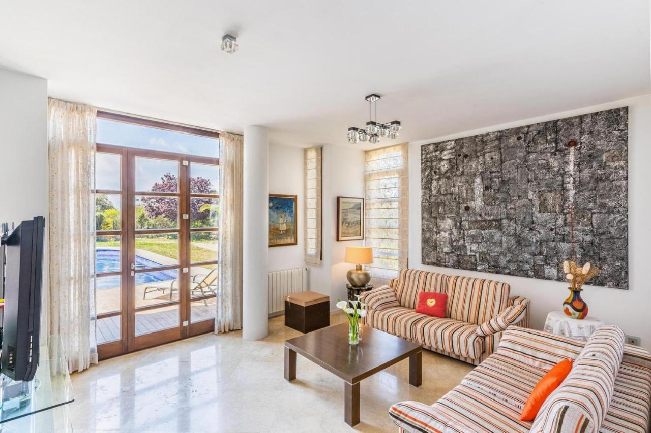 De Lujo Con Piscina, Jacuzzi, Jardin Y Terraza Villa